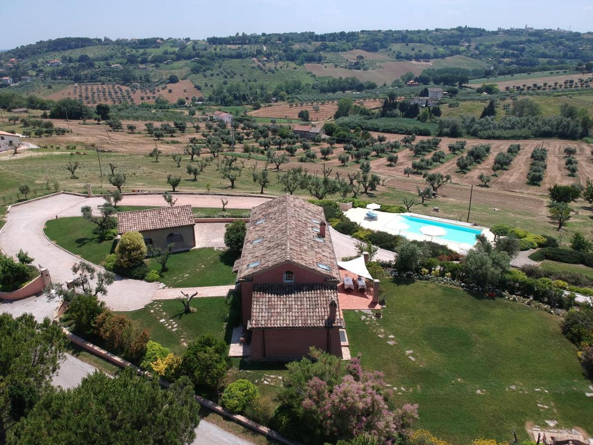 Bed and Breakfast Nontiscordardimé Civitanova Marche Esterno foto