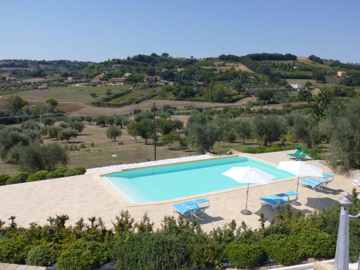 Bed and Breakfast Nontiscordardimé Civitanova Marche Esterno foto