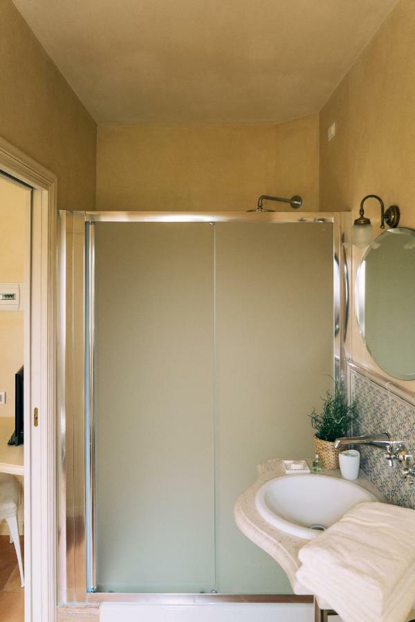 Bed and Breakfast Nontiscordardimé Civitanova Marche Esterno foto