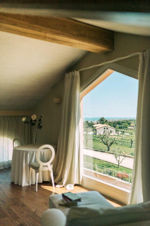 Bed and Breakfast Nontiscordardimé Civitanova Marche Esterno foto